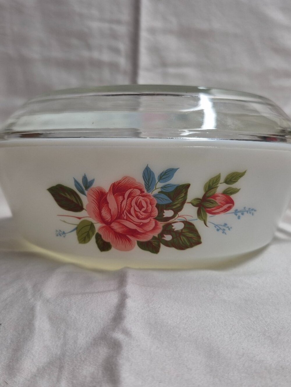 Vintage JAJ Pyrex Cottage Rose No. 509 Casserole with Original Lid